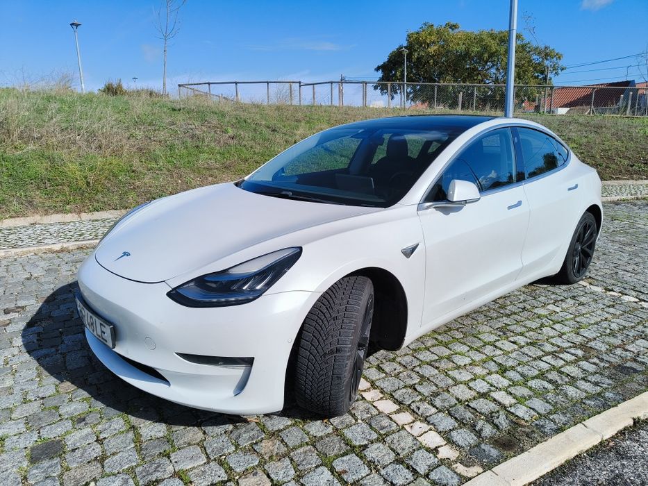 Tesla Model 3 Long-Range Dual Motor AWD