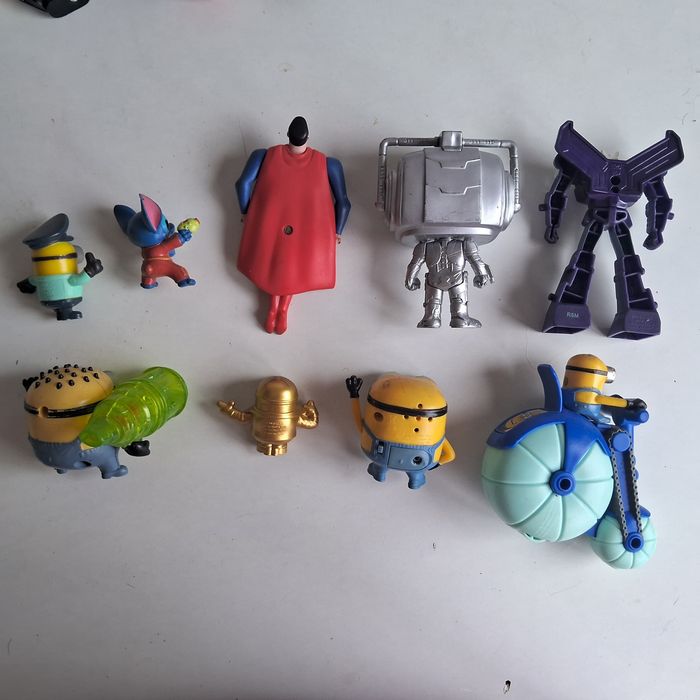 Доктор Кто трансформер кибервселенной Проул Супермен Миньоны Стич