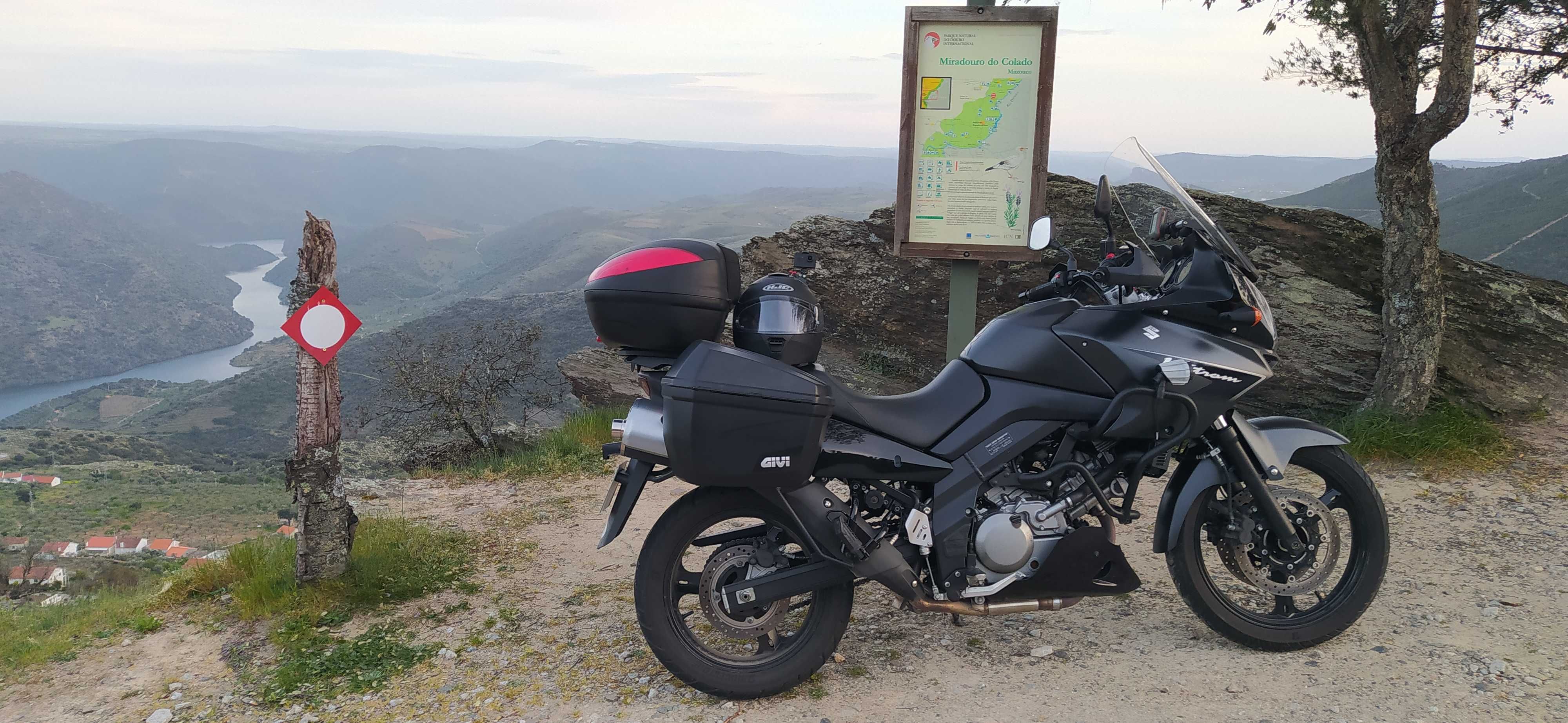 Suzuki V-Strom 650