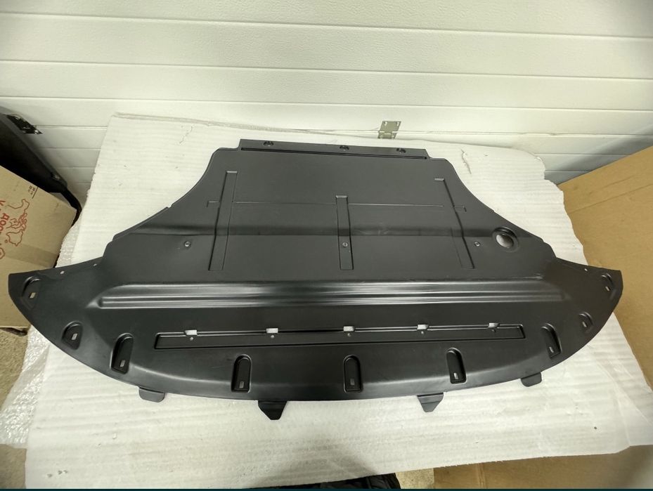 Захист двигуна Audi A3 A4 A6 Q5 Q7 Q8 Защита мотора Ауди метал/пластик