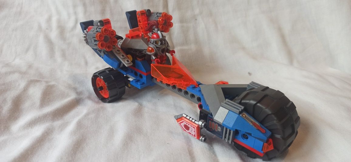 Lego Nexo Knights - 70319 Gromowa Maczuga Macy