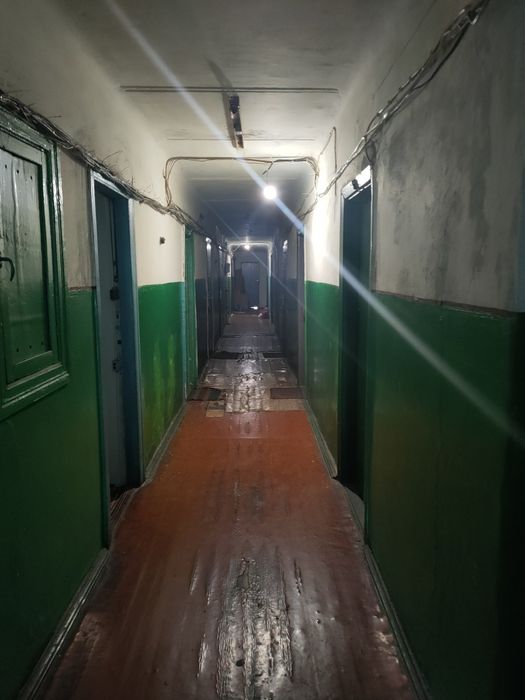 Продам 2 кім в гуртожитку S=36.9кв.м.Піонерська.