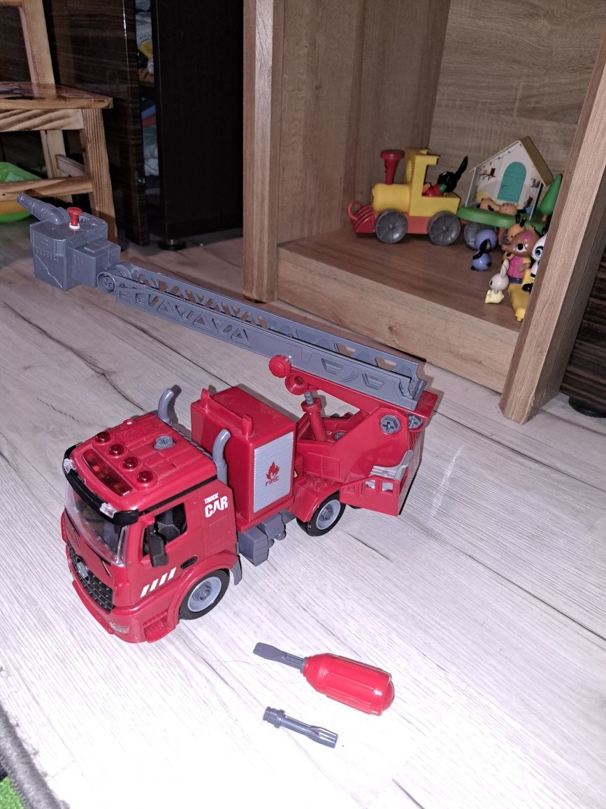Wóz strażacki konstrukcyjny