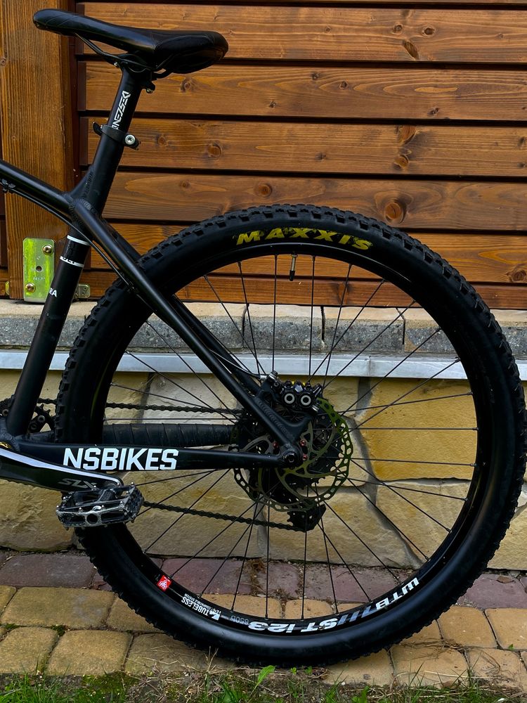 NS Eccentric Evo 27.5 L [ Primal Hornet Meta Roscoe Laufey enduro ht ]
