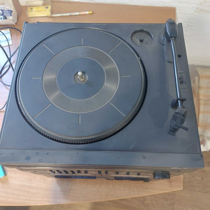 радіоприйм.Philips "1 BAND DE LUXE". Philips AZ2425. MIDI DCD-1100H-FI