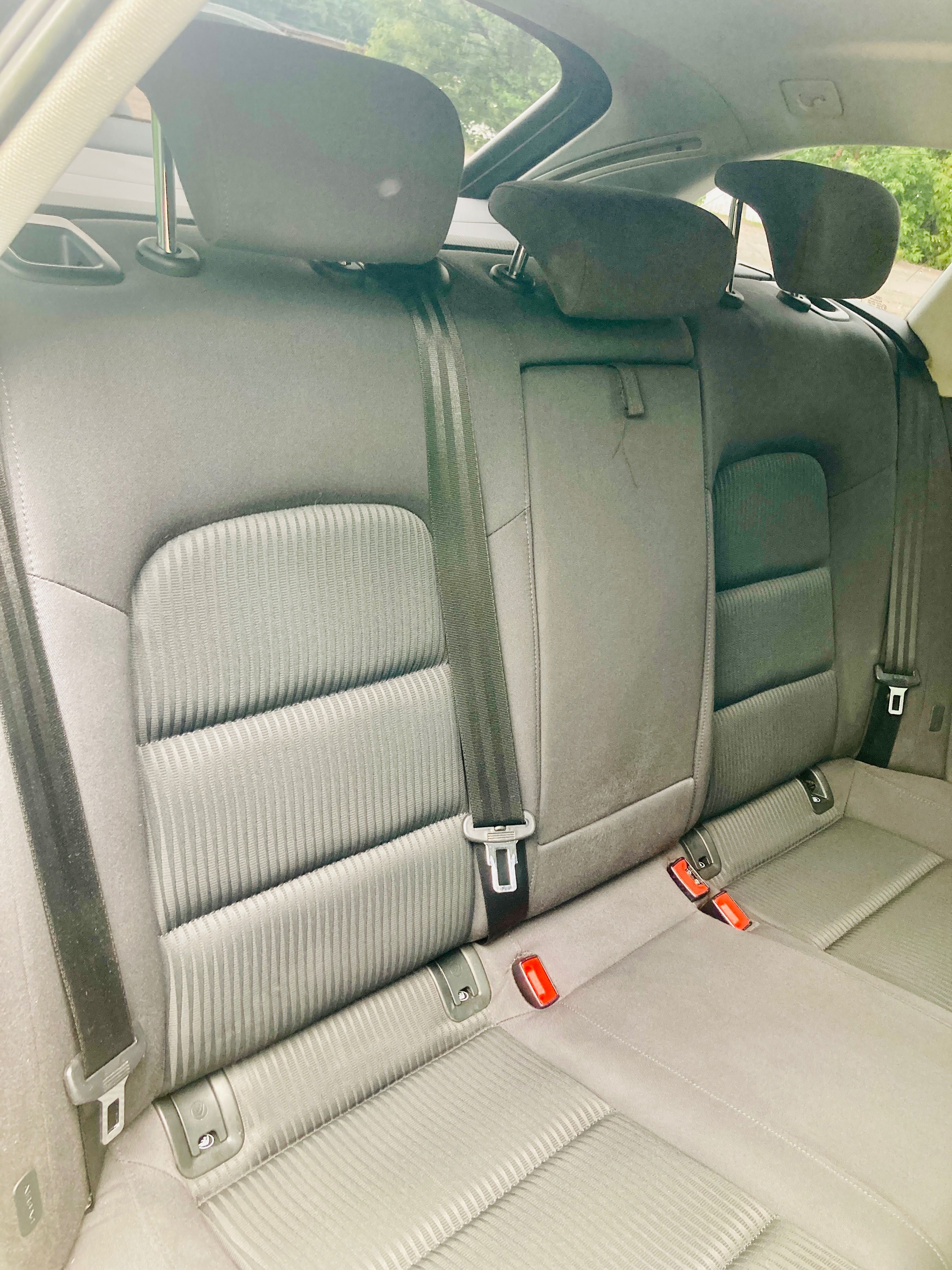 Audi A4 2012 року