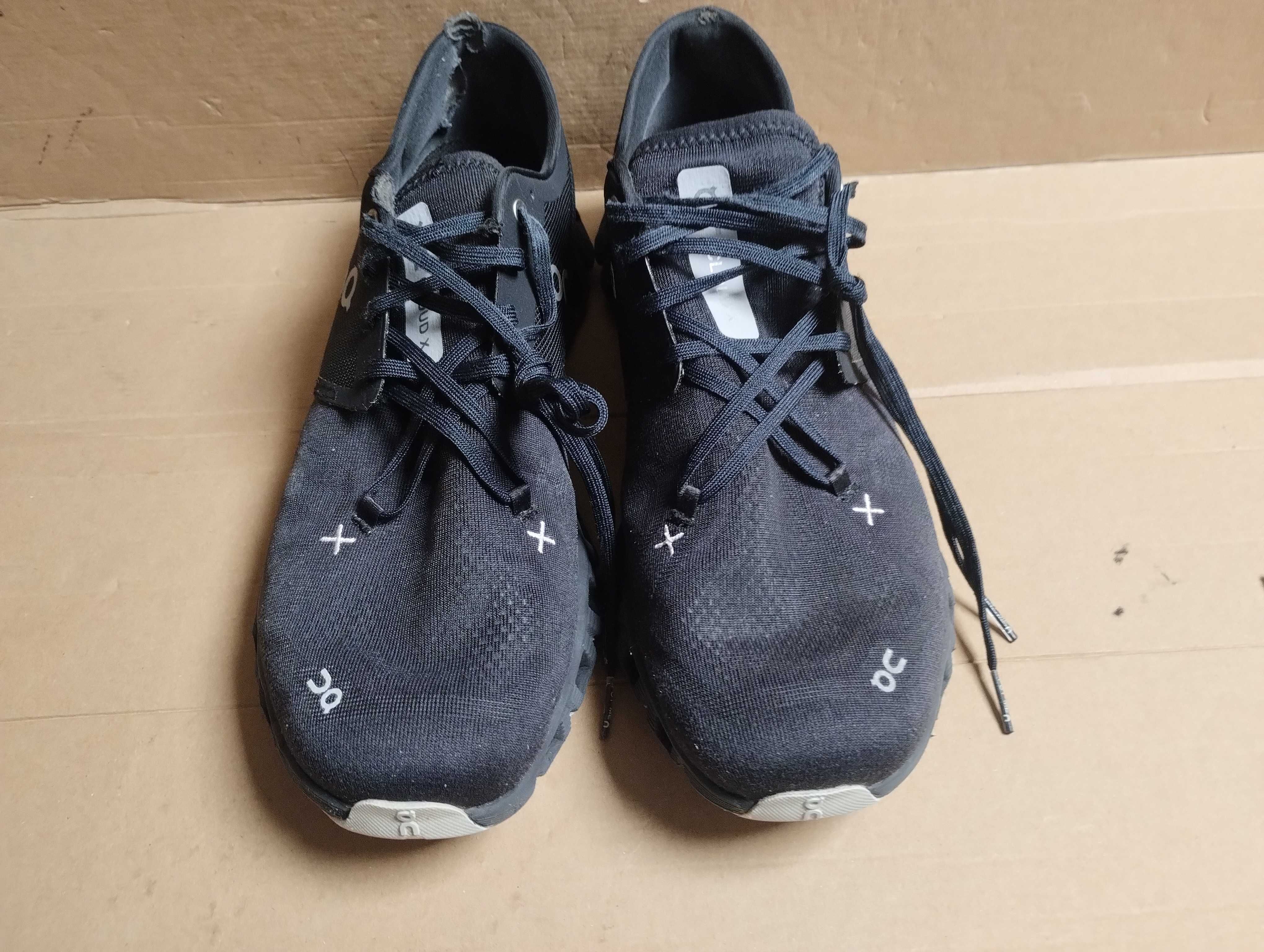 Buty do biegania sneakersy ON Running Cloud X roz 47