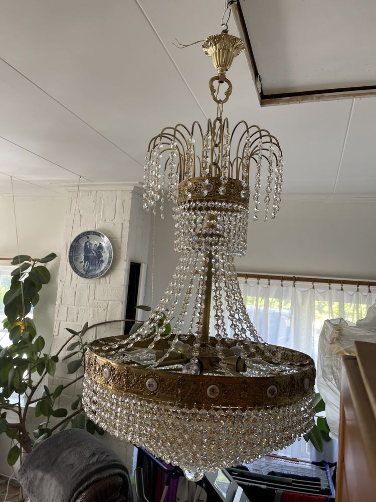 Żyrandol kryształowy palacowy lampa porcelana mosiadz szklo