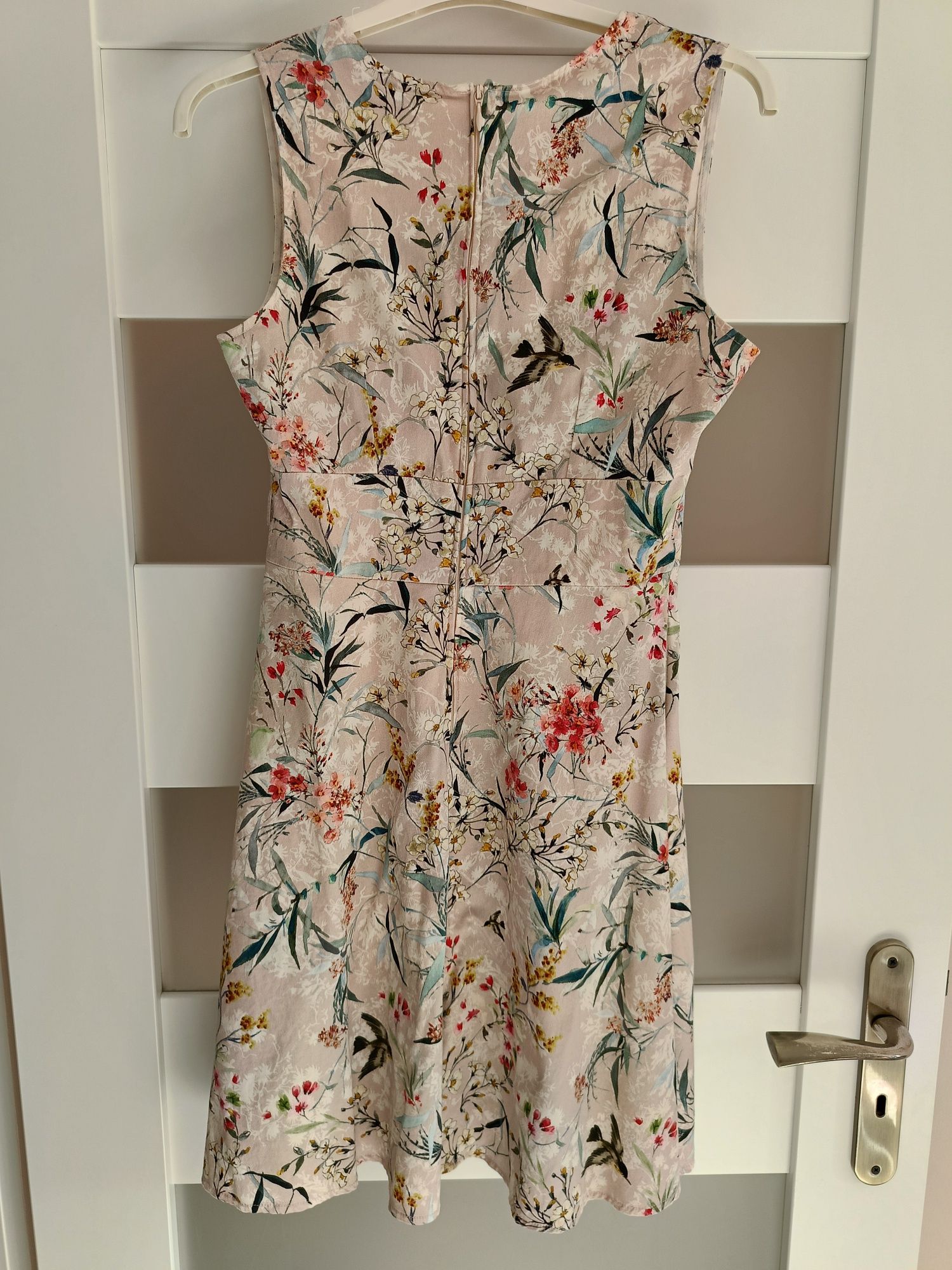 Sukienka kwiaty retro vintage firmy Orsay rozmiar 36