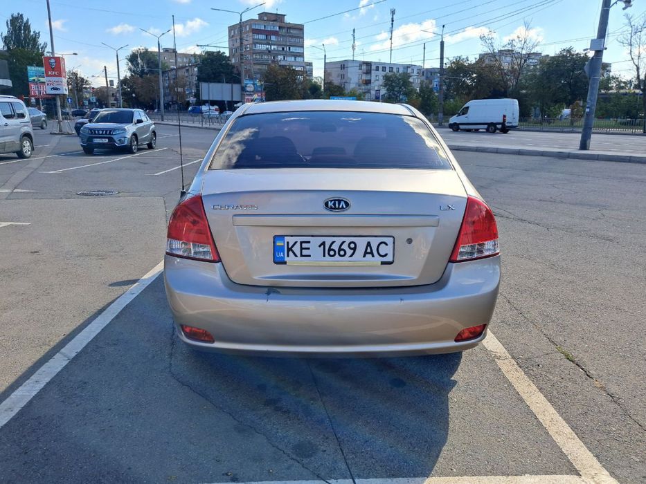 Kia cerato 2008