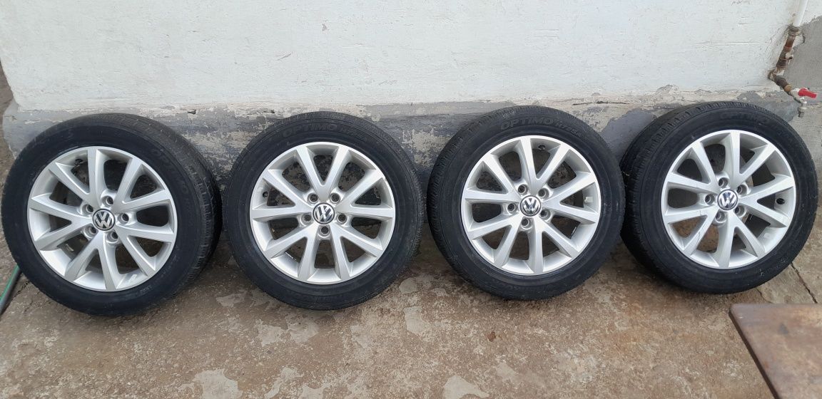 Диски R16 +шини 205х55х16 VW