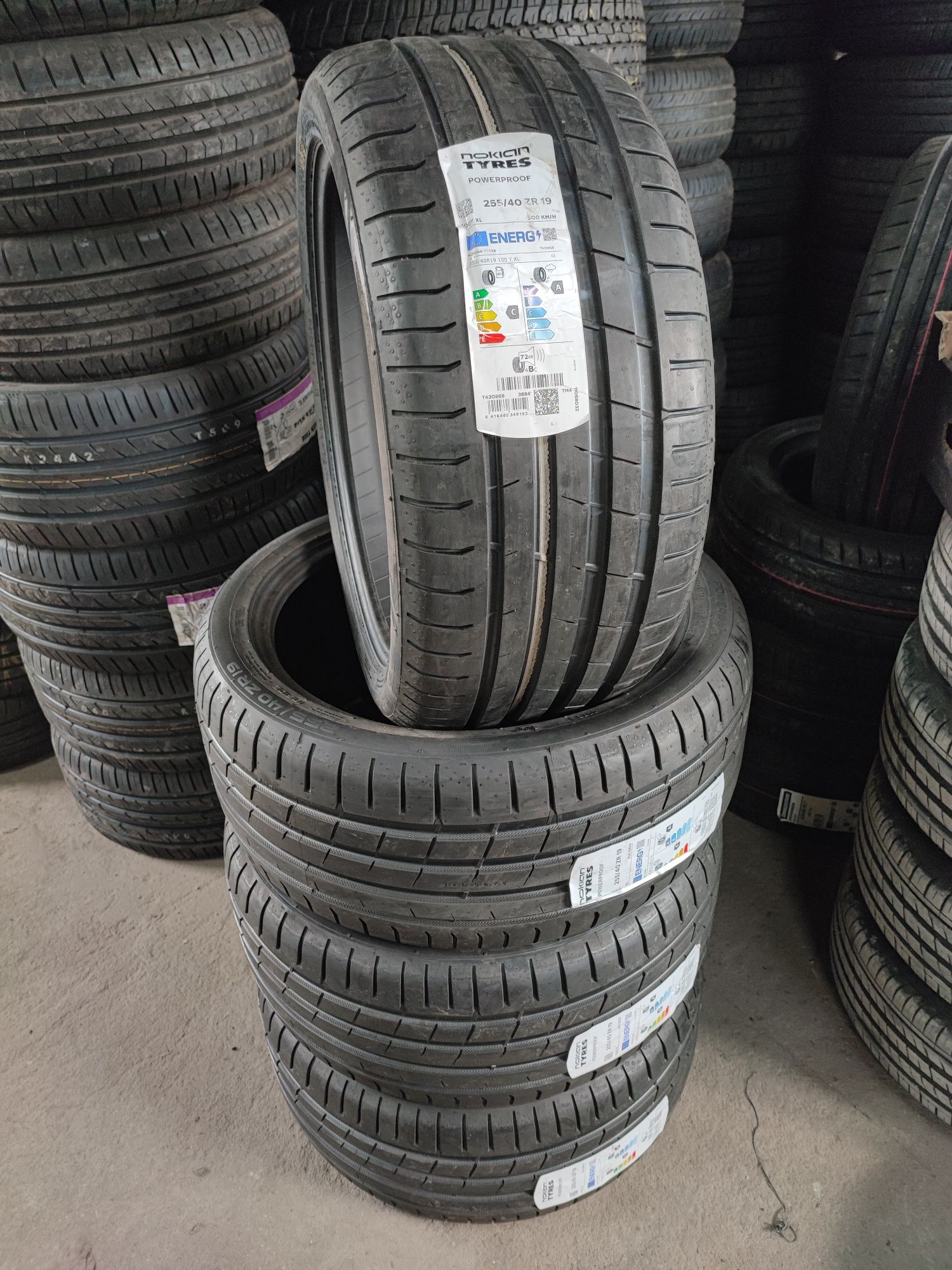 Opony letnie 255/40R19 100Y Nokian PowerProof 2022r 4szt. NOWE!