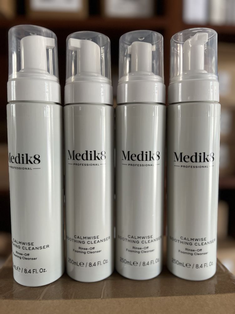 Medik8 Calmwise Soothing Cleanser 250 мл пінка для чутливої шкіри