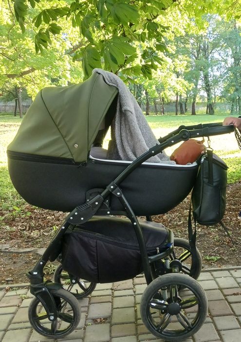 ПРОДАМ коляску2в1