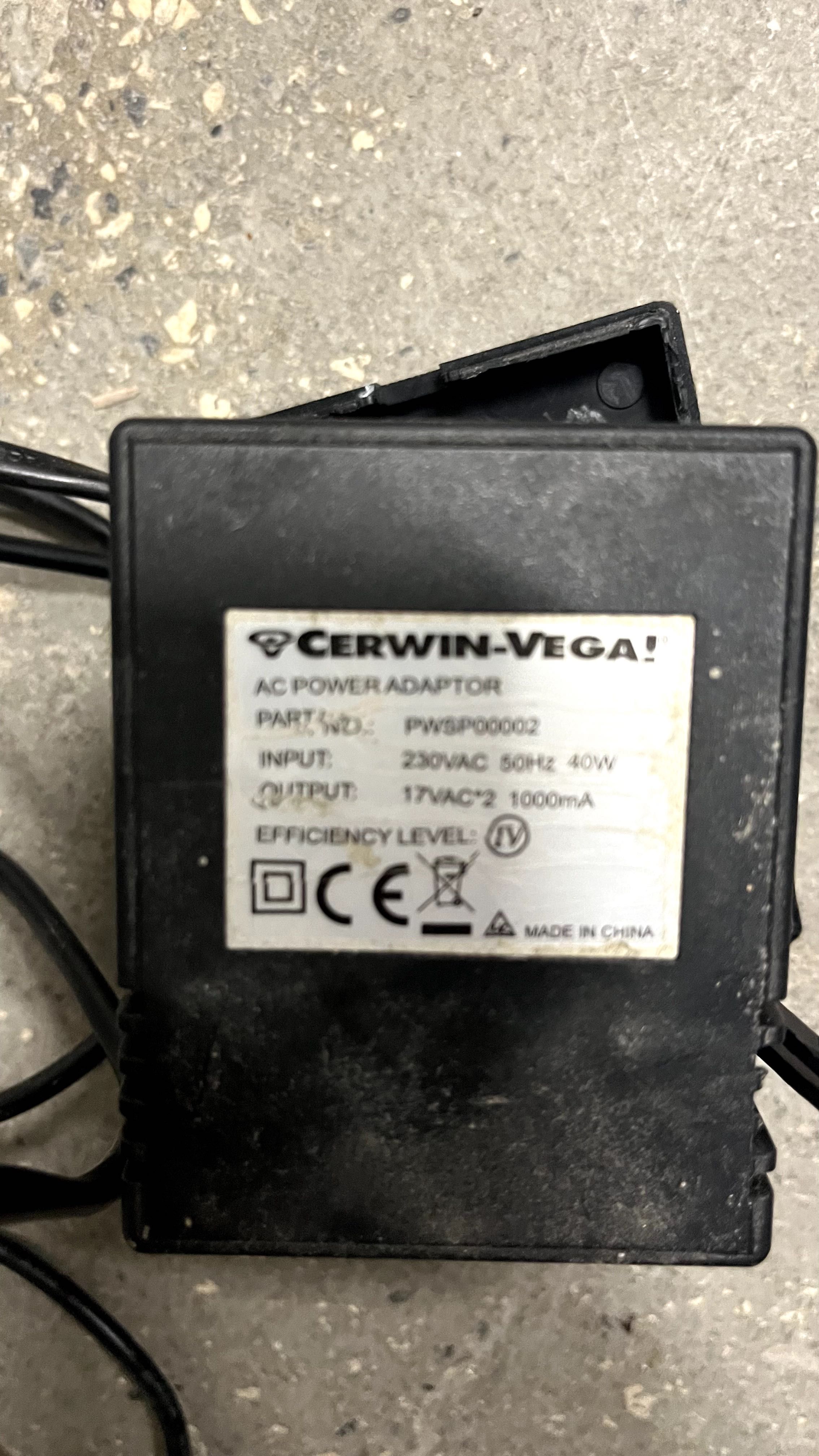 Profesjonalny Mixer Cerwin-Vega CVM-1624FX USB plus CASE
