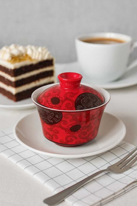 Cukiernica unikatowa w pieknym kolorze