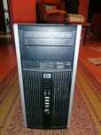 Komputer PC stacjonarny.