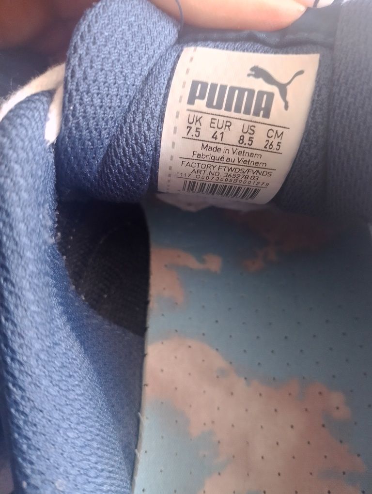 Buty sportowe męskie Puma rozmiar 41 wkładka 26,5