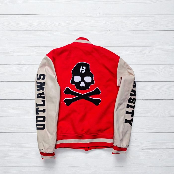 Kultowa kurtka bejsbolówka varsity Blow z naszywkami