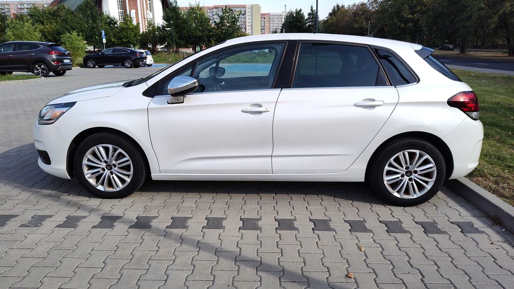 Citroen C4 1,2 Benzyna Salon Polska Serwisowany w ASO Bezwypadkowy