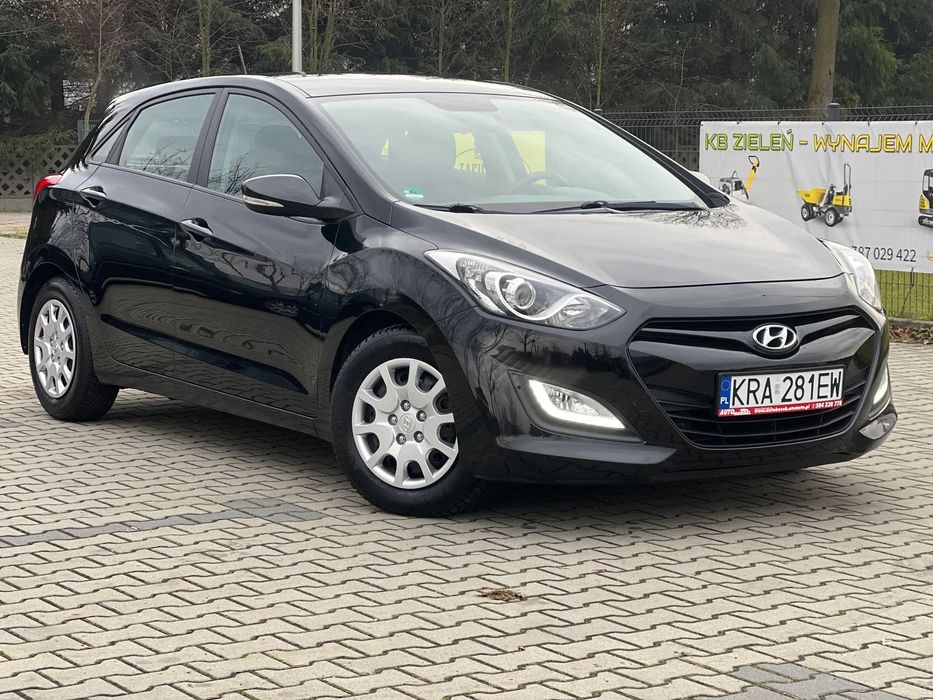 Hyundai I30 1.4+Nawigacja+Kamera+4xszyby+nowe hamulce+opony+Gwarancja 12 mies