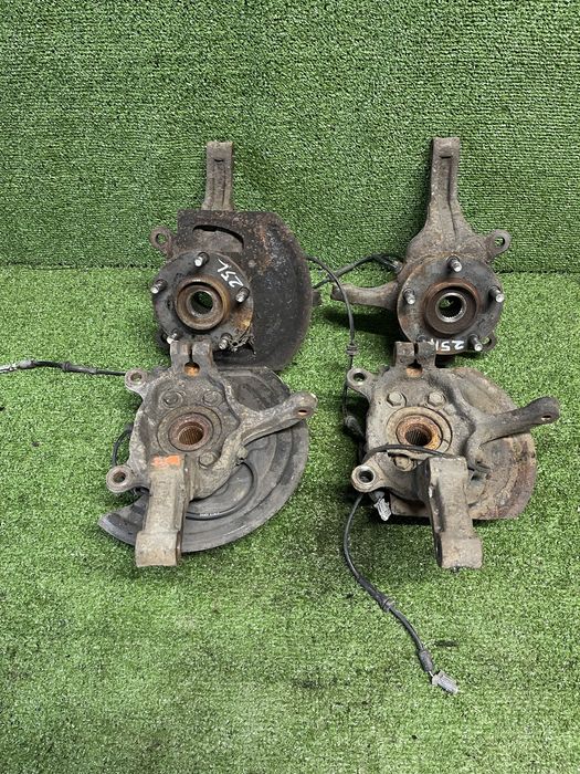 Цапфа ступиця передня задня ніссан кашкай j10