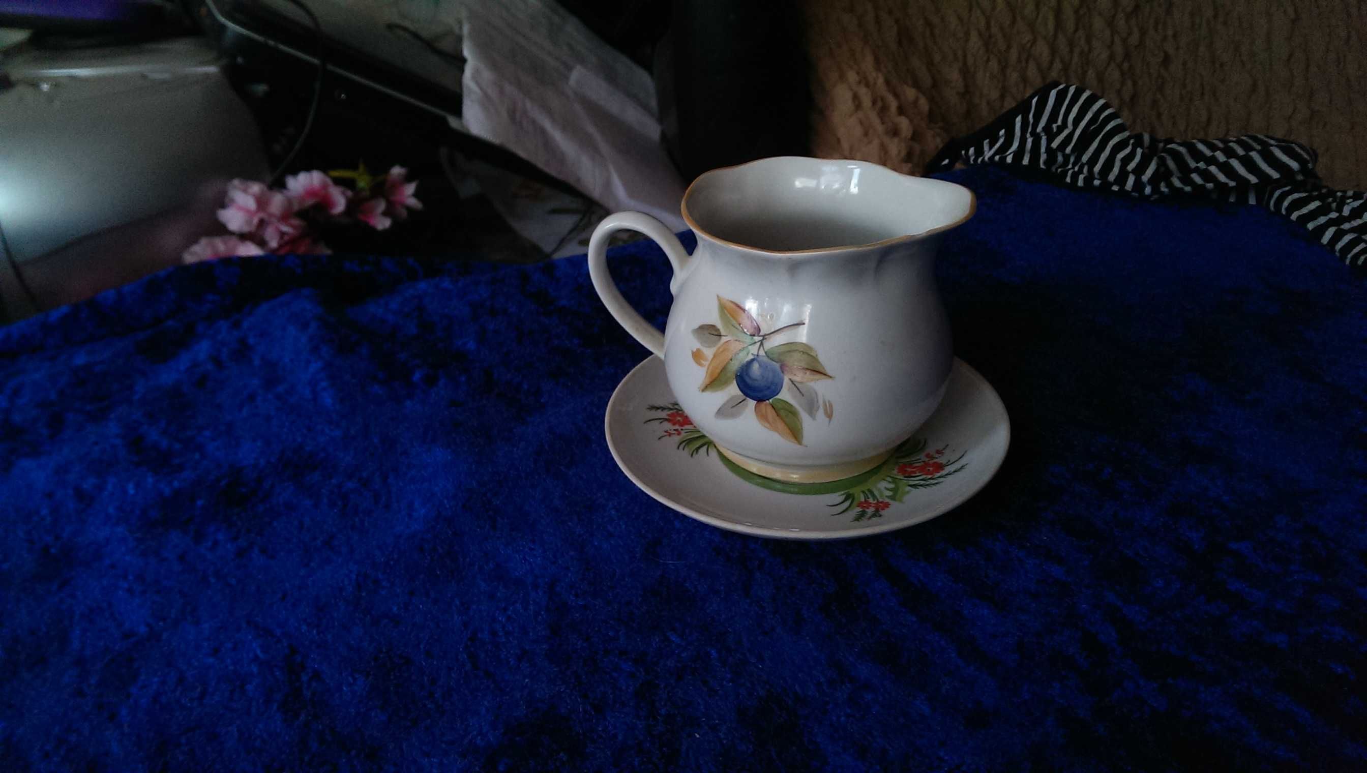 Молочник-сливочник + блюдце СССР Чешский фарфор