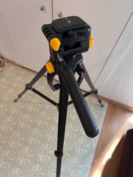 Tripé Kodak GEAR Câmara/Vídeo - Bom Estado (Com Nível)