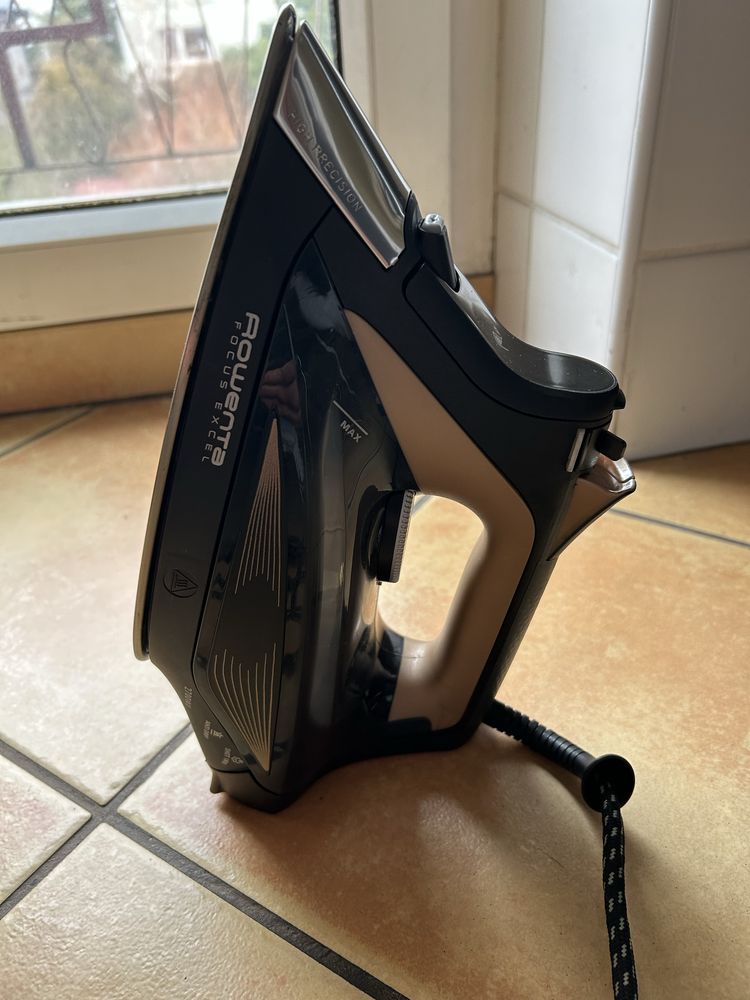 Żelazko parowe Rowenta DW5325D1 2700 W