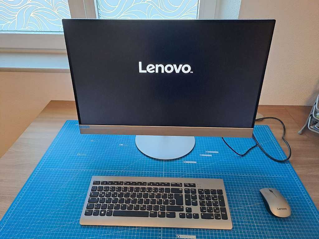 Моноблок Lenovo Ideacentre AIO 520-22IKU F0D50000M