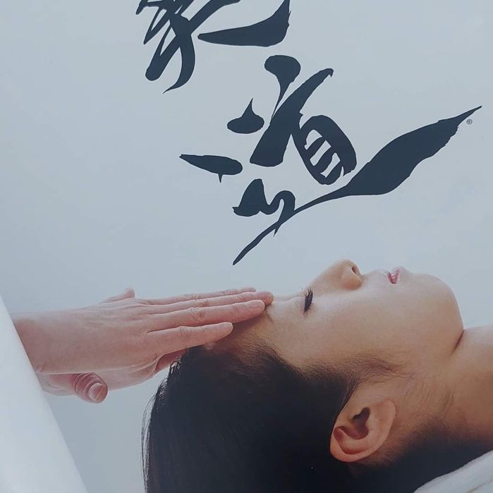 Naturalna Medycyna Estetyczna - akupunkura, masaże twarzy