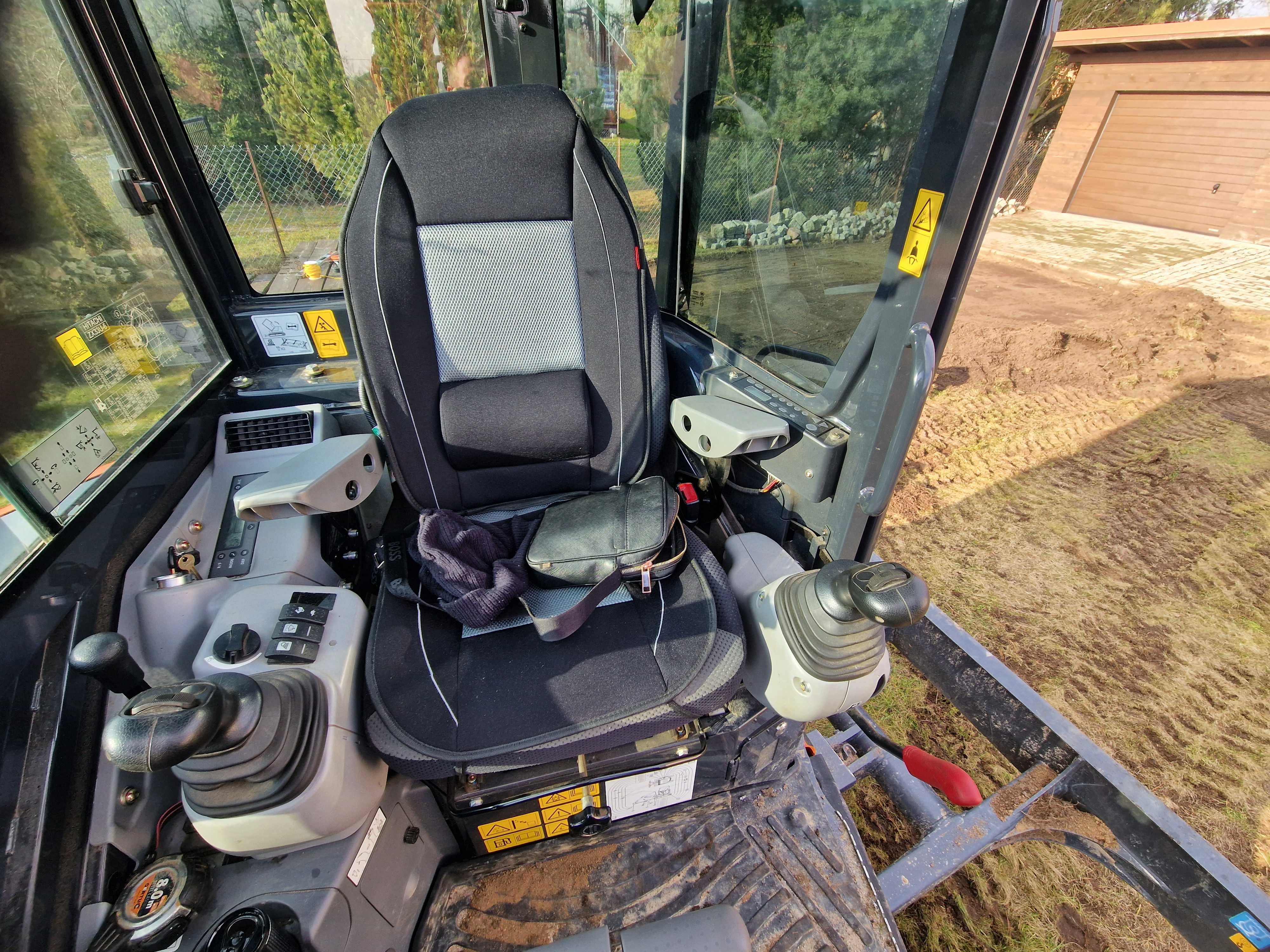 Koparka  Hitachi ZX33U-6 
Cesja leasingu