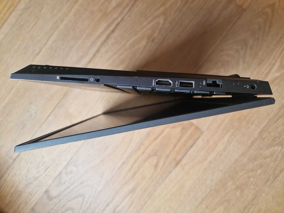 Portátil HP Omen 015 - Gamer