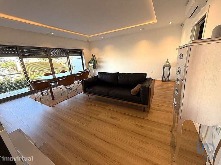 Casa / Villa T3 em Charneca De Caparica E Sobreda de 134,00 m2