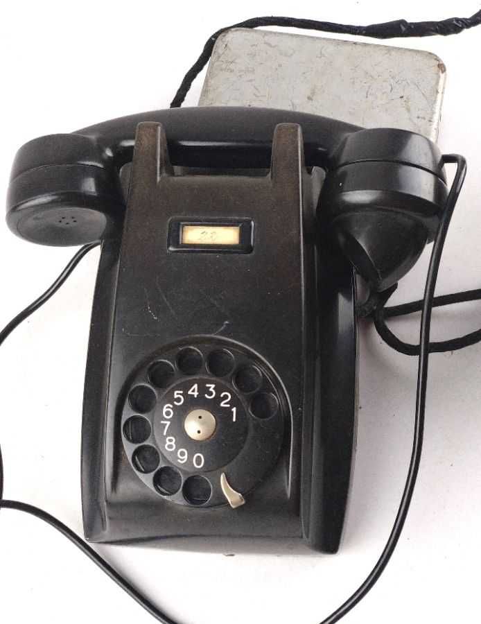 Telefones Antigos de Parede e com Manivela