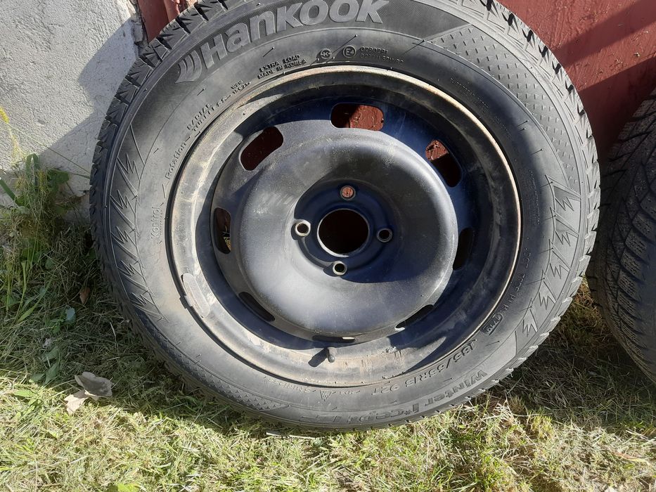 Зимня гума Hankook с дисками і оригінальними ковпаками 195/