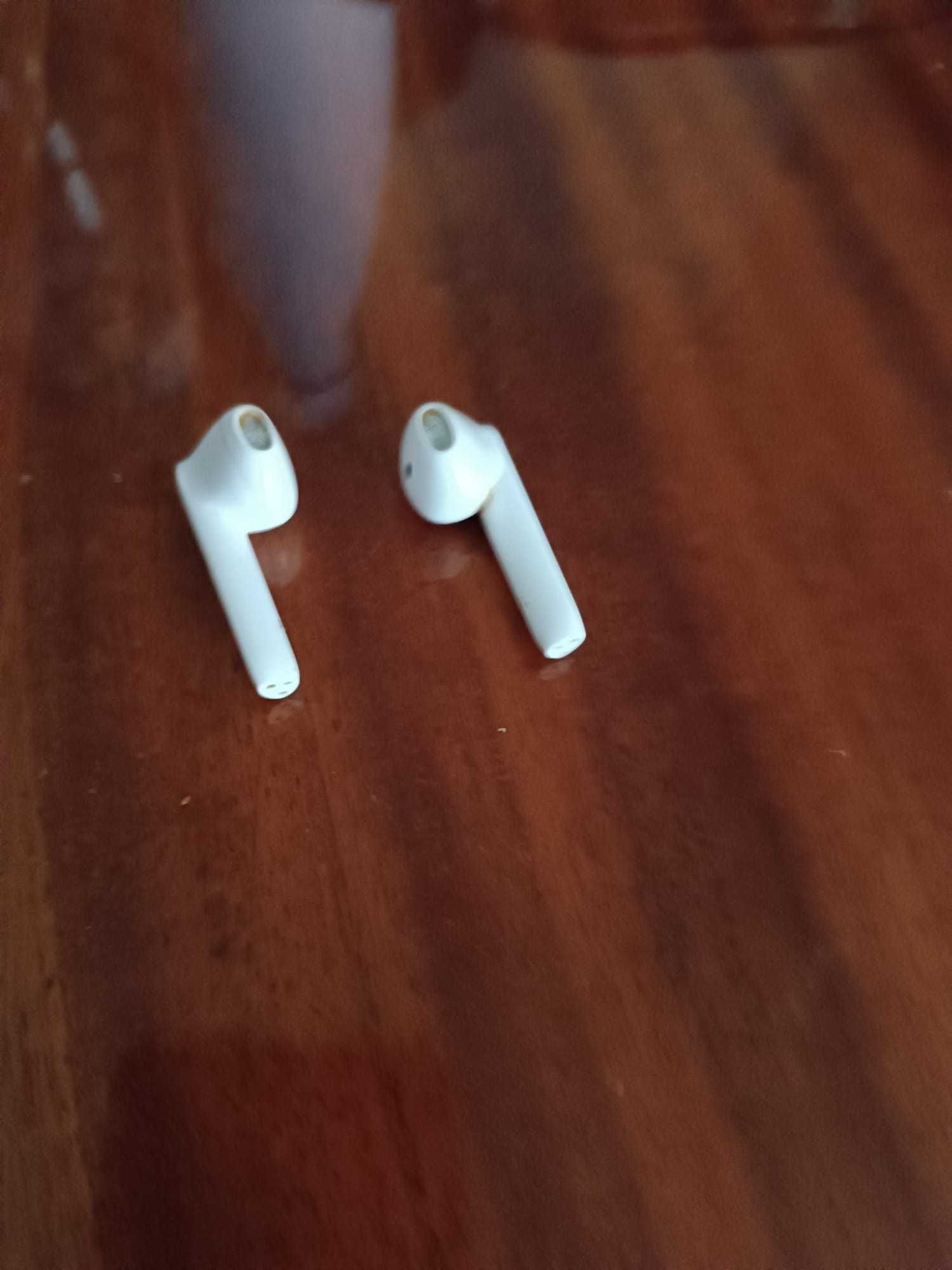 Auriculares Bluetooth Tronsmart em bom estado