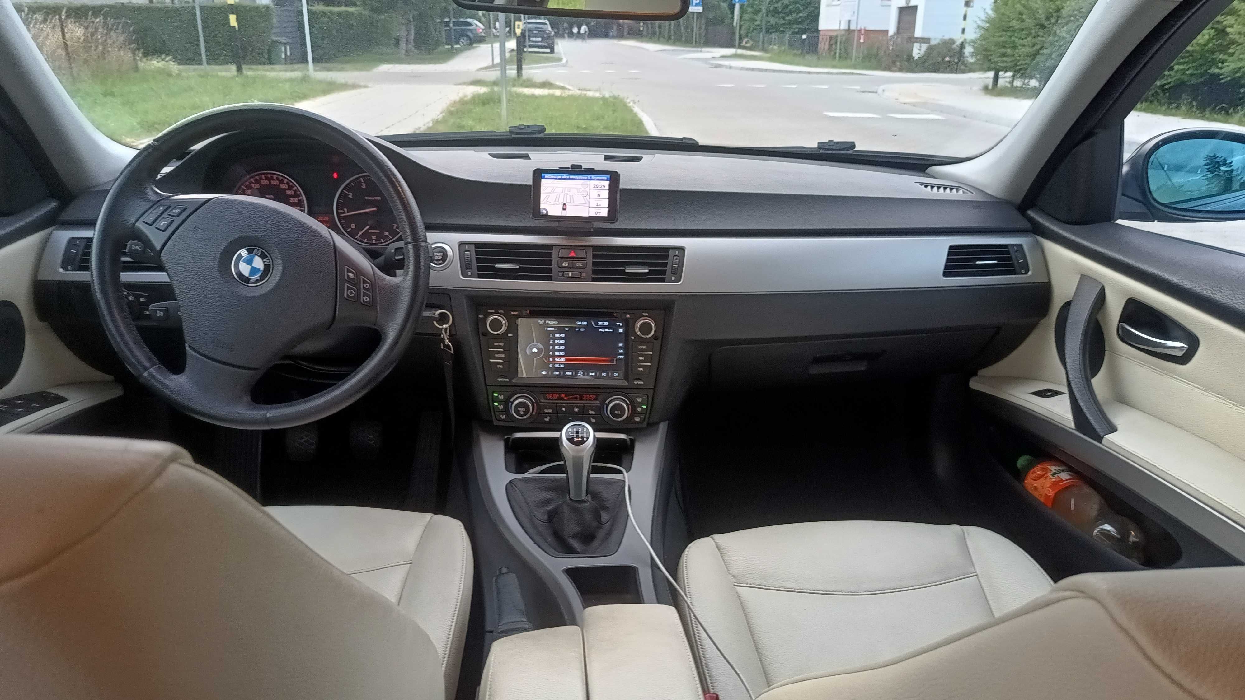 Bmw e90 318 i benzyna 2.0