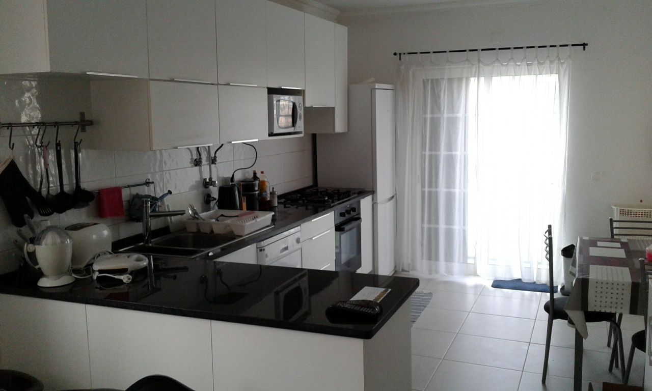 Quarto Estoril (inf.só telefone)