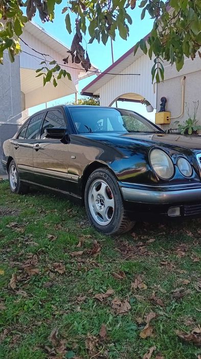 Продам авто Mersedes W 210 ELEGANSE 2.0. газ -бензин