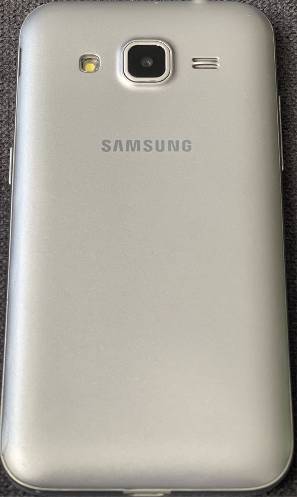 Продам телефон Samsung