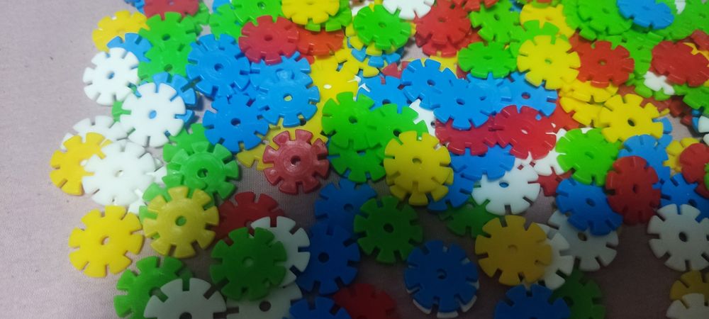 Klocki konstrukcyjne śnieżynki 379 elementów