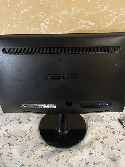Монитор Asus 19 д