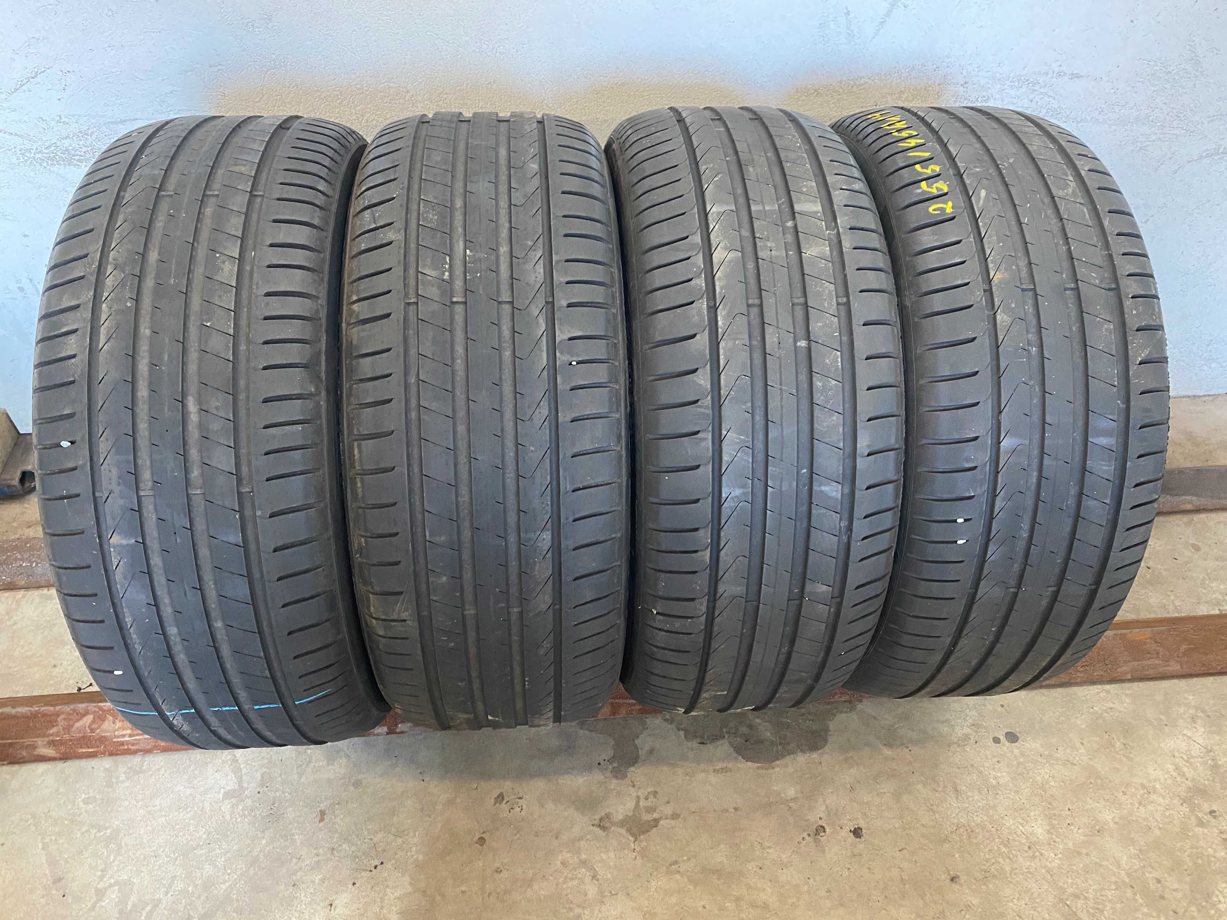255/45r19 Pirelli Scorpion Seal inside