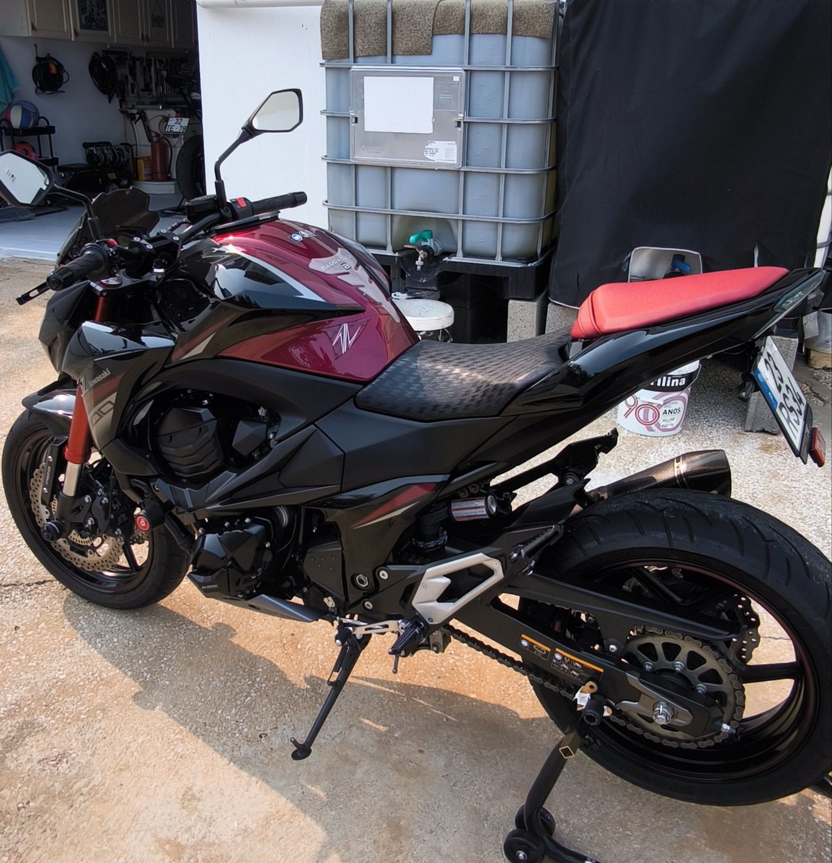 Kawasaki Z800 ABS Sugomi Edition