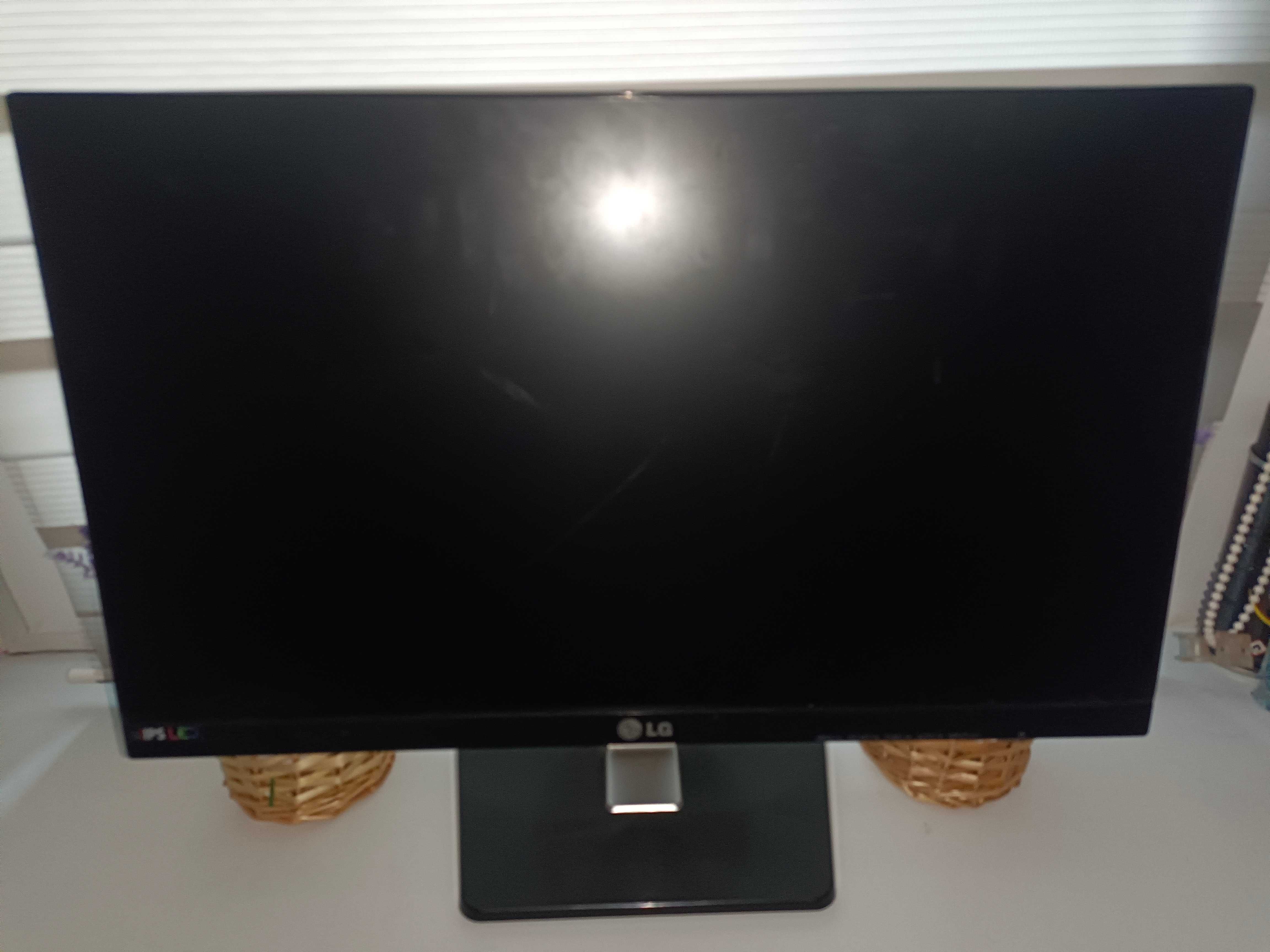 Monitor LG IPS 1920x1080p