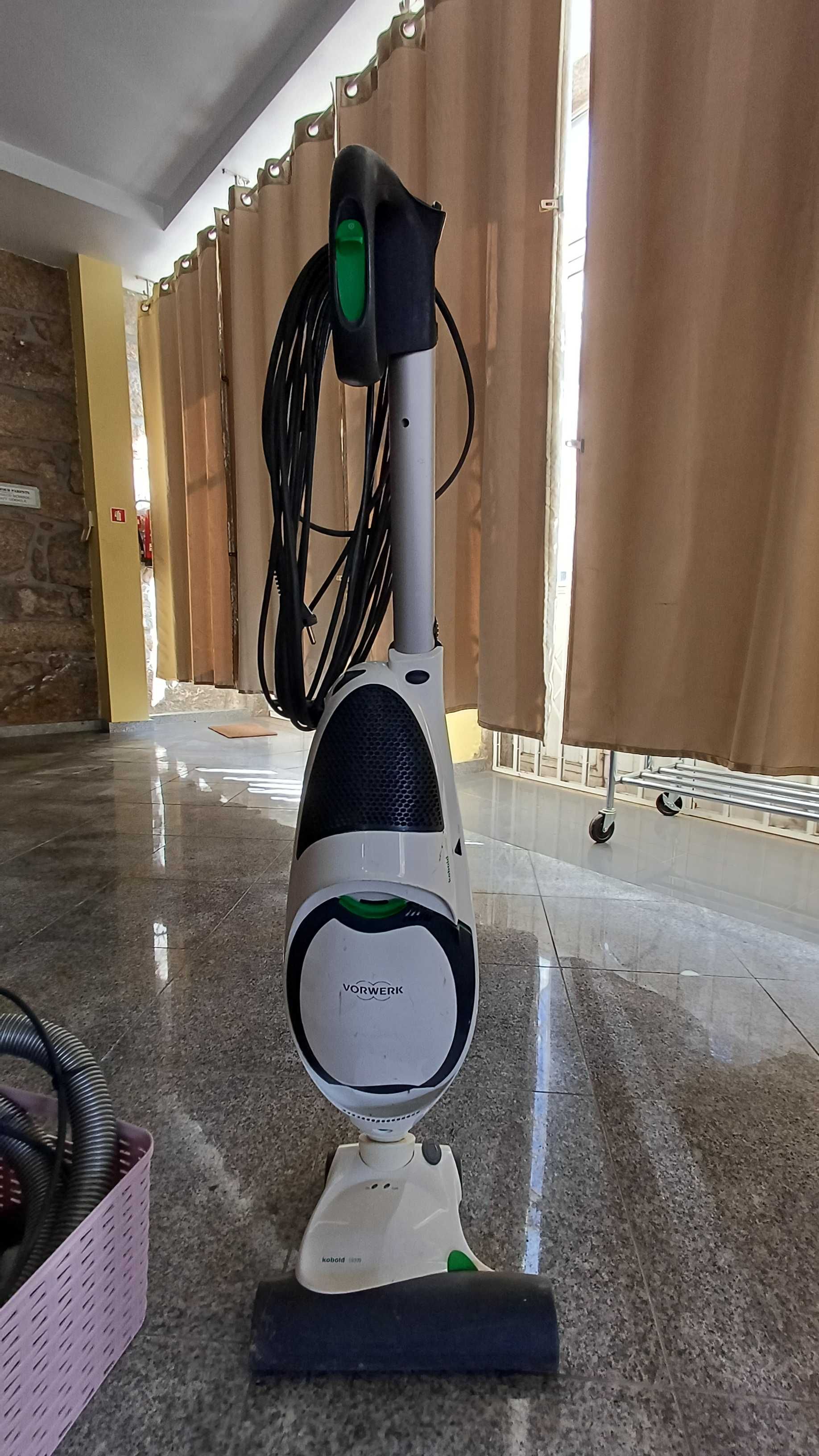 Aspirador VORWERK kobold VK150
