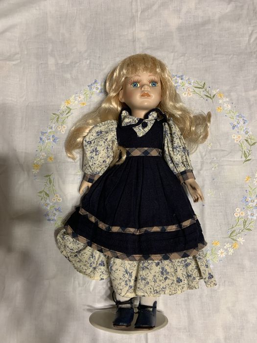 Фарфоровые куклы одним лотом