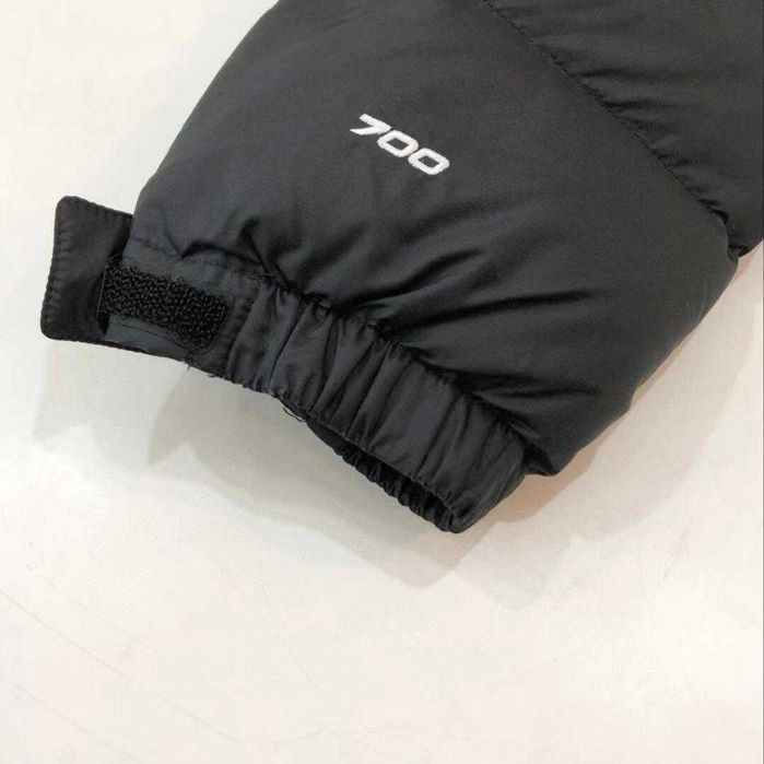 1996 Retro Nuptse 700 Fill Packable Jacket Recycled Black M