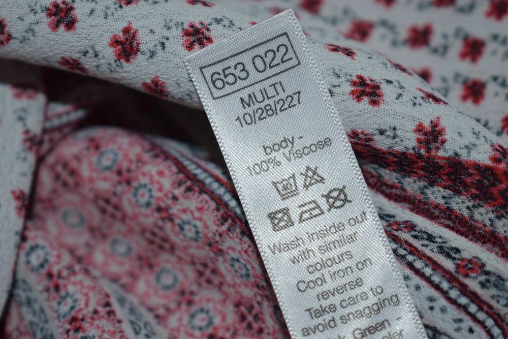 Bluzka 46 3XL koszulka z krótkim rękawem wzorzysta odkryte ramiona